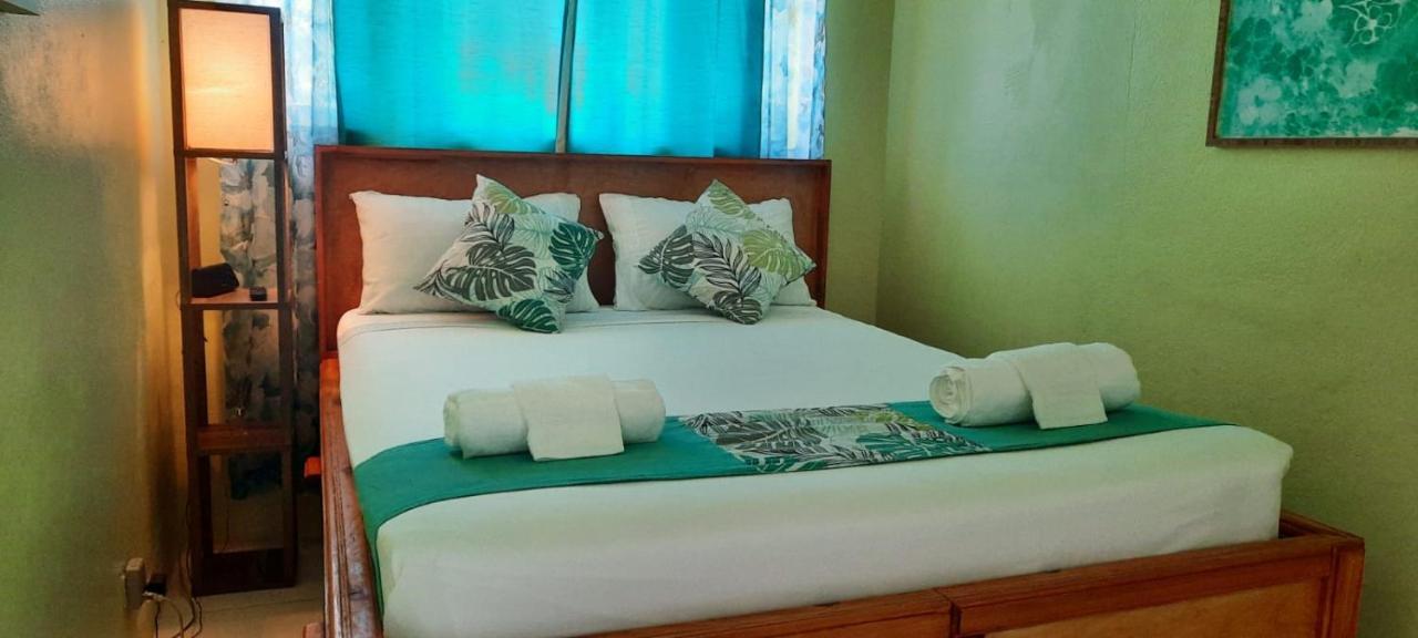 Eastwood Escape Hotel Nassau Kültér fotó